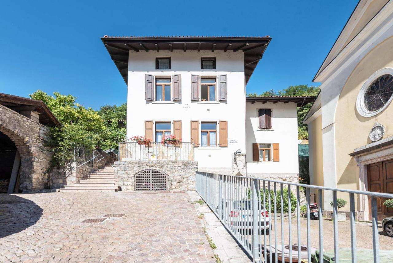 Appartamento Ania Vista Castello تينو المظهر الخارجي الصورة